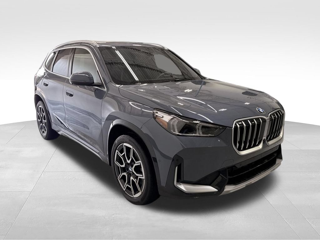 Used 2026 BMW X1 xDrive28i AWD/4WD image 7