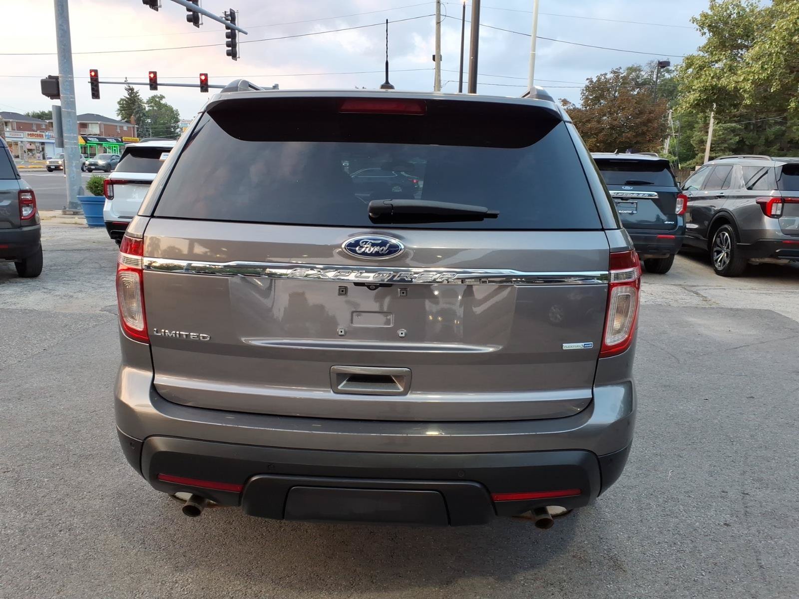 Used 2014 Ford Explorer Limited w/ Equipment Group 302A AWD/4WD image 4