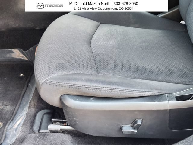 Used 2013 Chrysler 200 Touring w/ Cold Weather Group FWD image 8