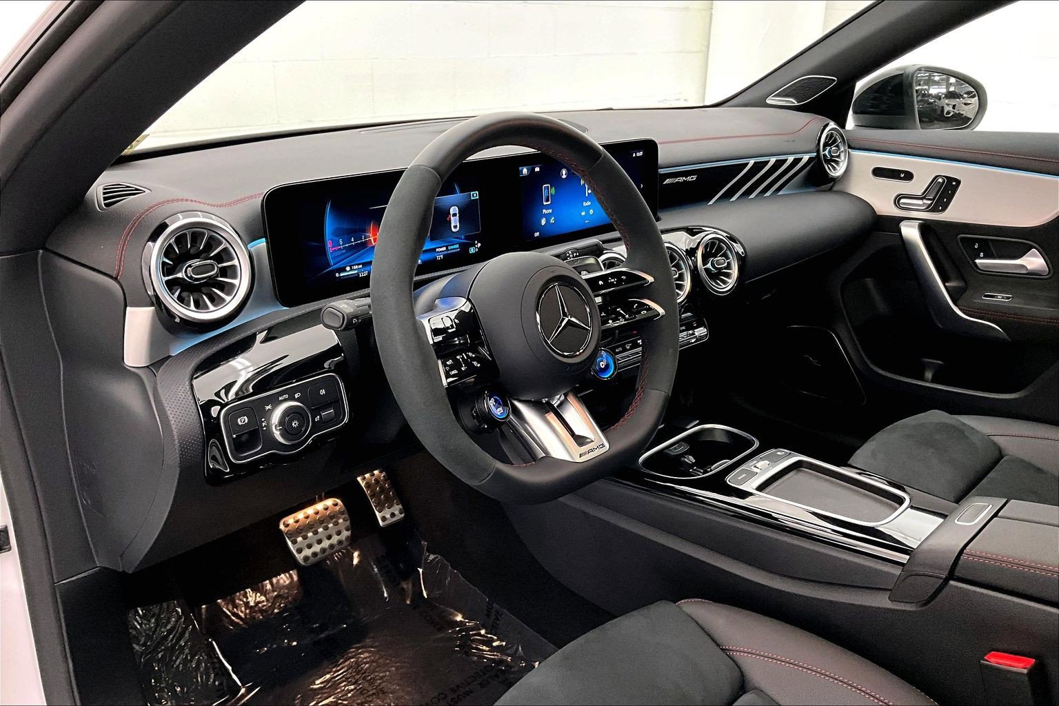 Used 2026 Mercedes-Benz CLA 35 AMG 4MATIC image 18
