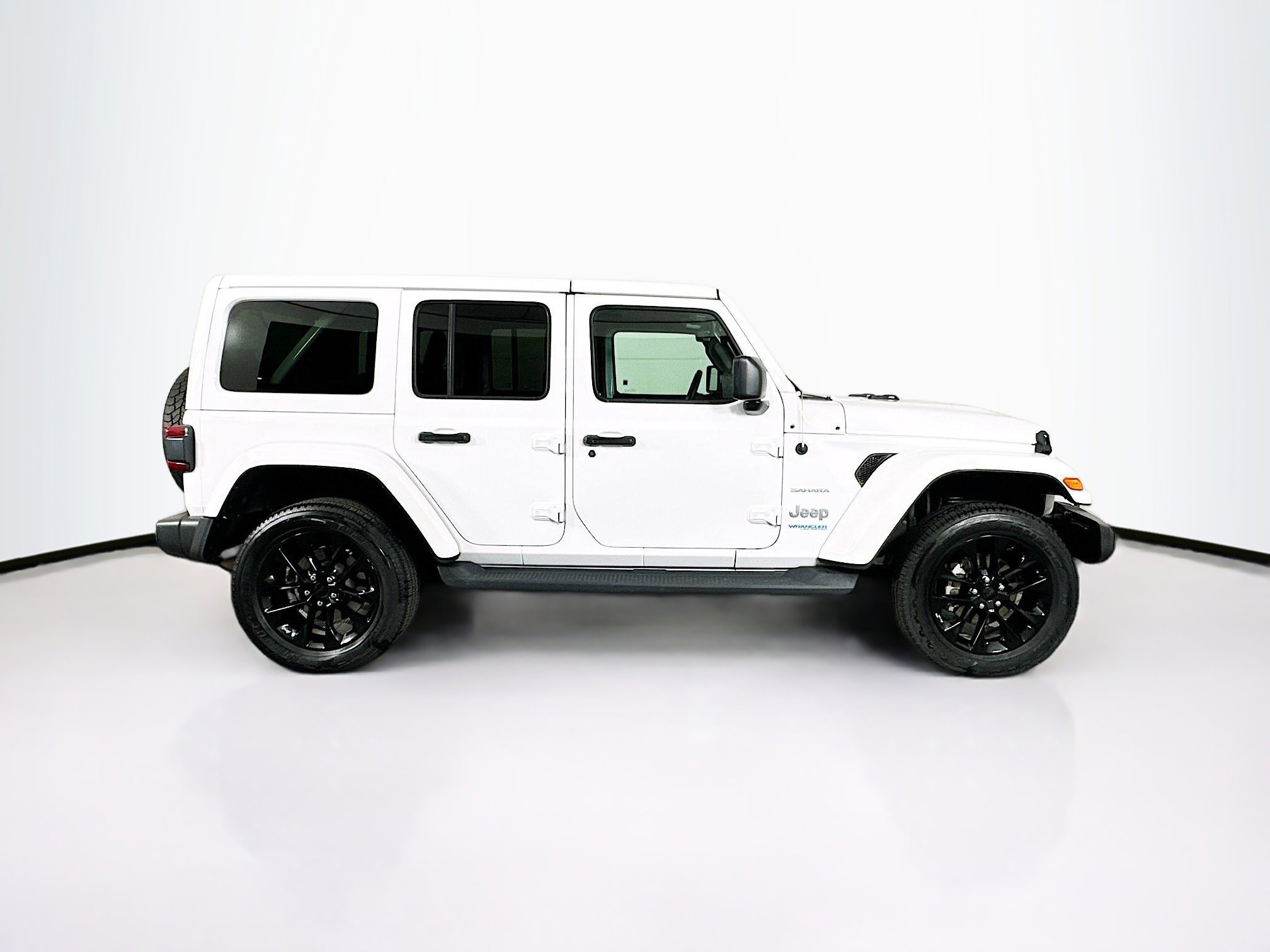 Used 2021 Jeep Wrangler Sahara w/ Safety Group image 10