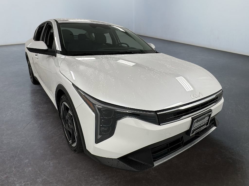 New 2025 Kia K4 EX image 1