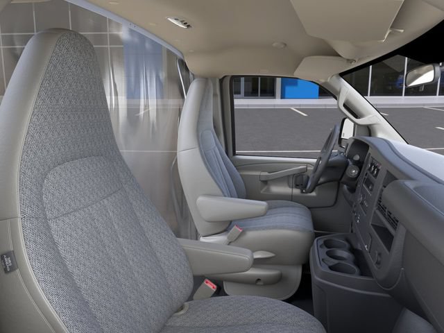 New 2026 Chevrolet Express 4500 w/ Power Convenience Package RWD image 17