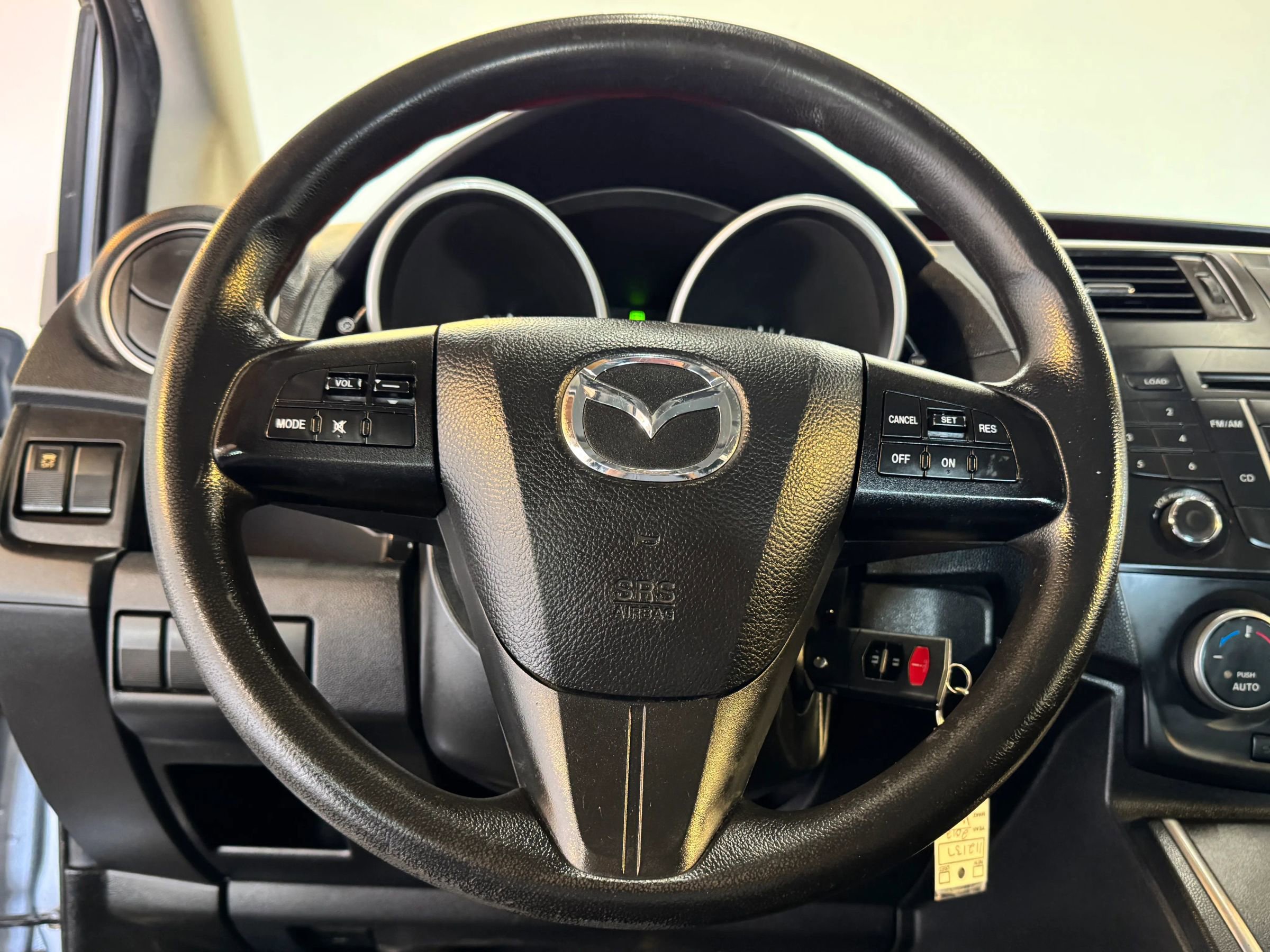 Used 2012 MAZDA MAZDA5 Sport image 16