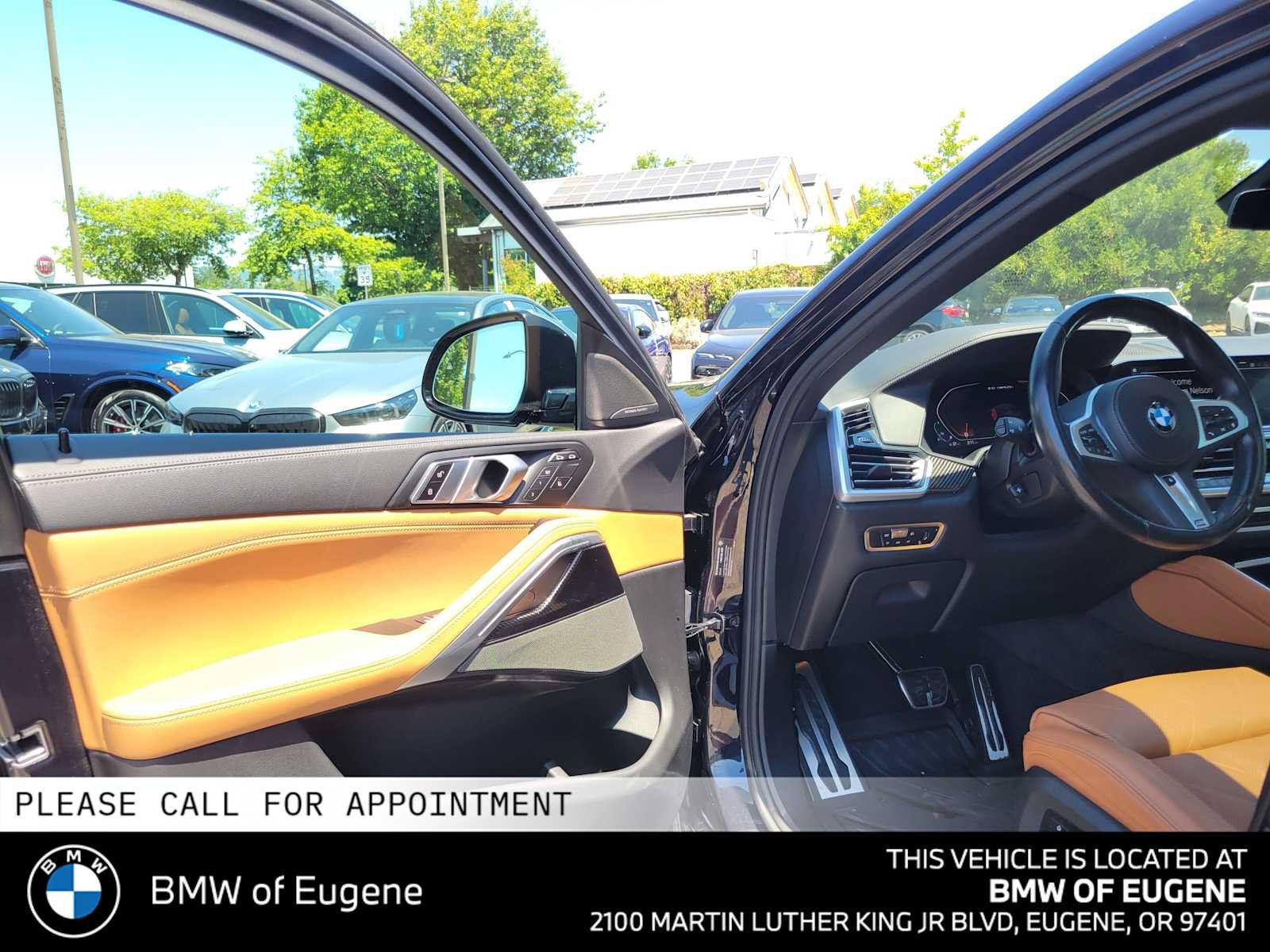 Used 2023 BMW X6 M50i w/ Parking Assistance Package AWD/4WD image 22