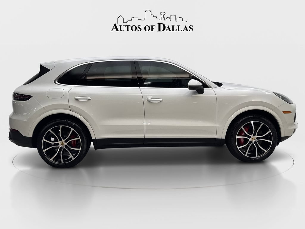 Used 2022 Porsche Cayenne w/ Premium Package AWD/4WD image 6