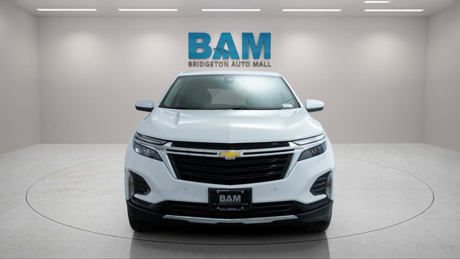 Used 2022 Chevrolet Equinox LT image 2