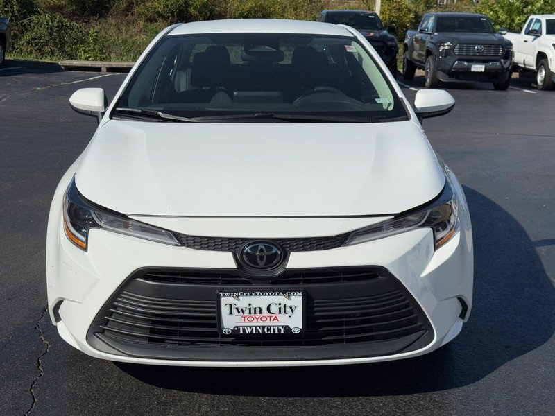 Certified 2023 Toyota Corolla LE image 9