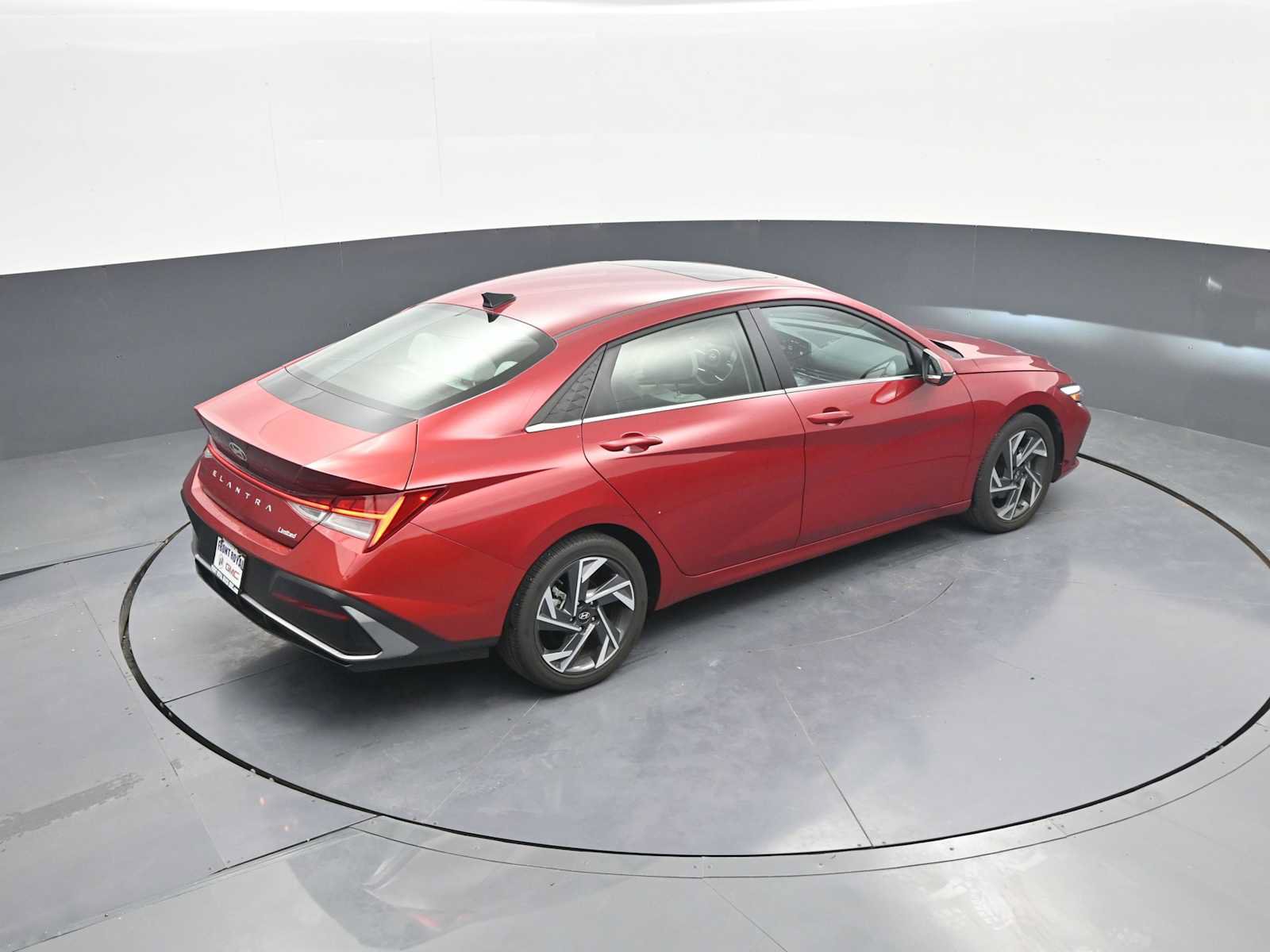 Used 2025 Hyundai Elantra Limited FWD image 40