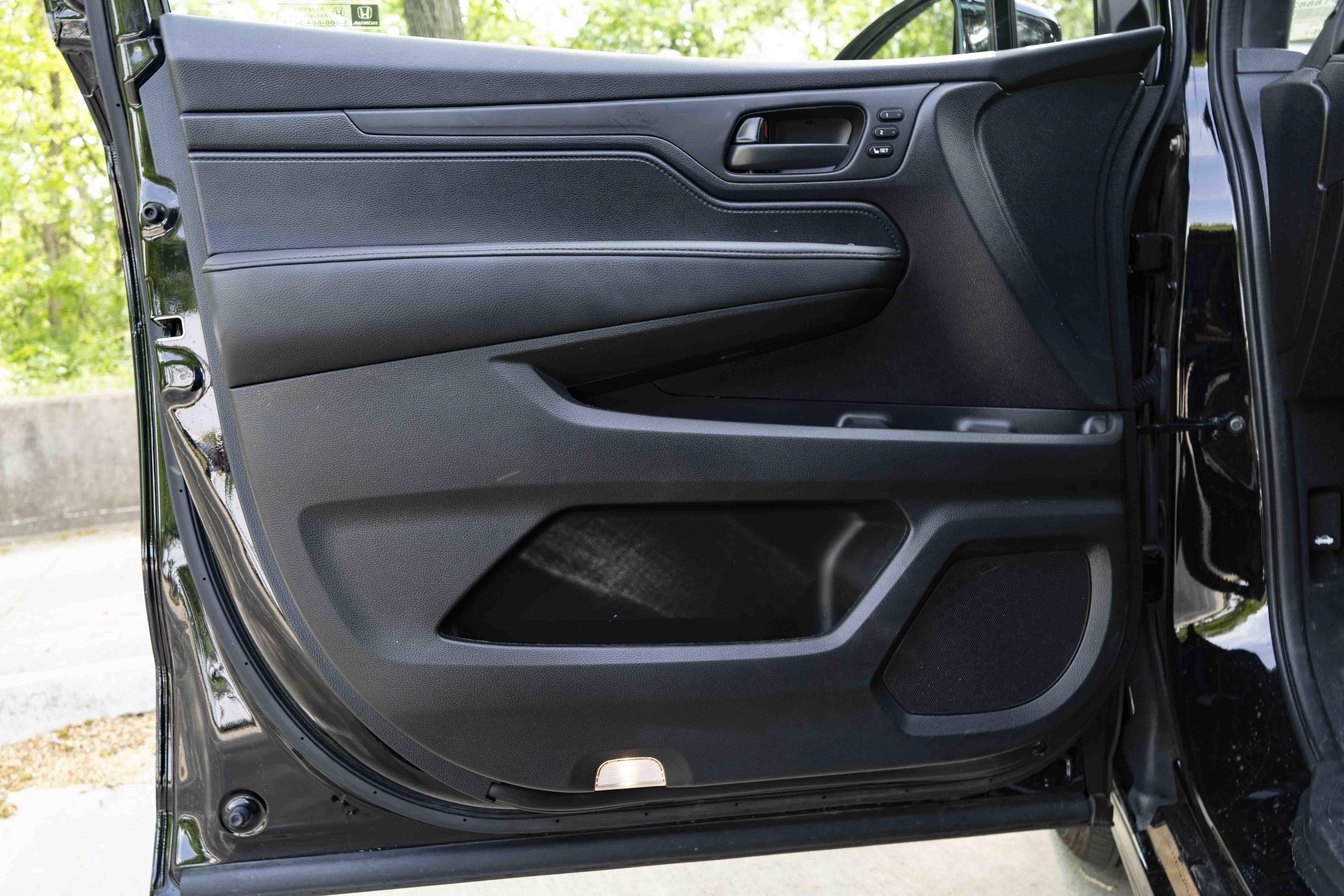 Used 2025 Honda Odyssey Sport-L image 37