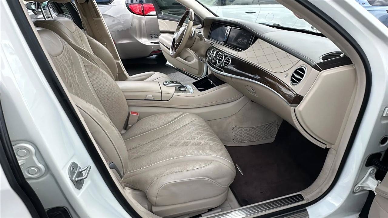 Used 2017 Mercedes-Benz S 550 Sedan image 29