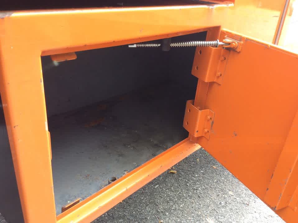 Used 2013 Ford F750 2WD Regular Cab Super Duty image 19