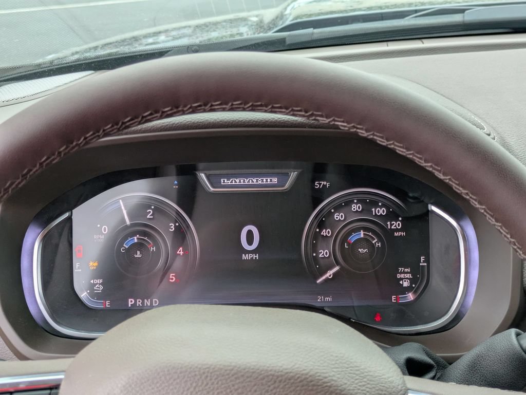 New 2026 RAM 2500 Laramie AWD/4WD image 17