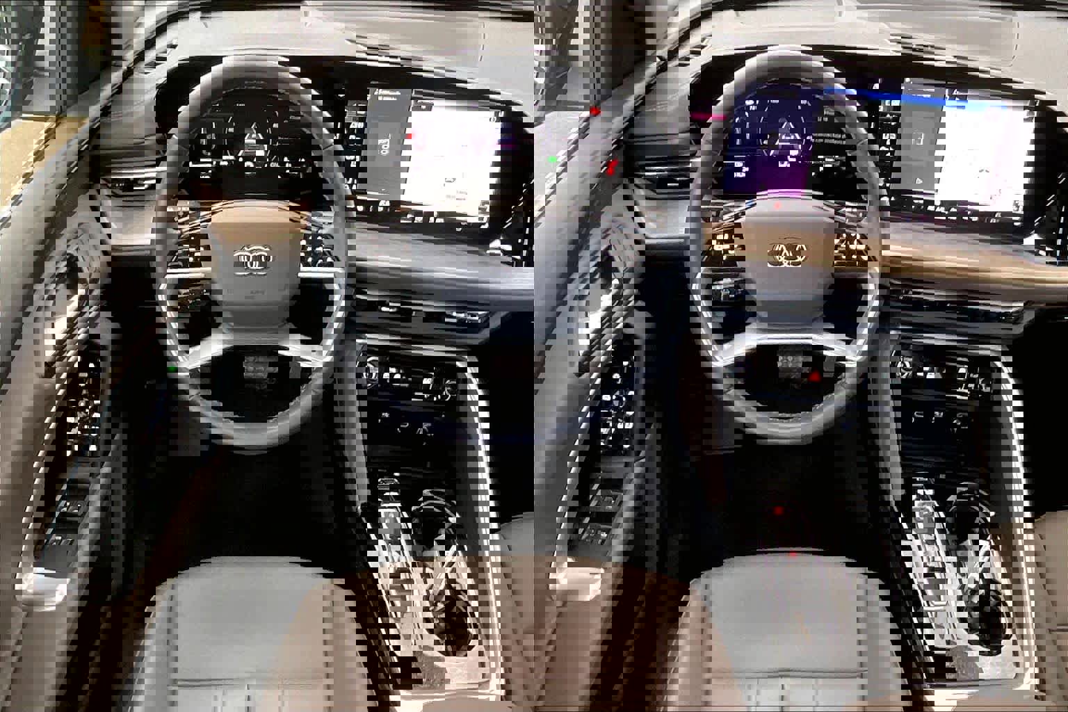 Certified 2025 Audi Q5 Premium w/ Convenience Package image 5