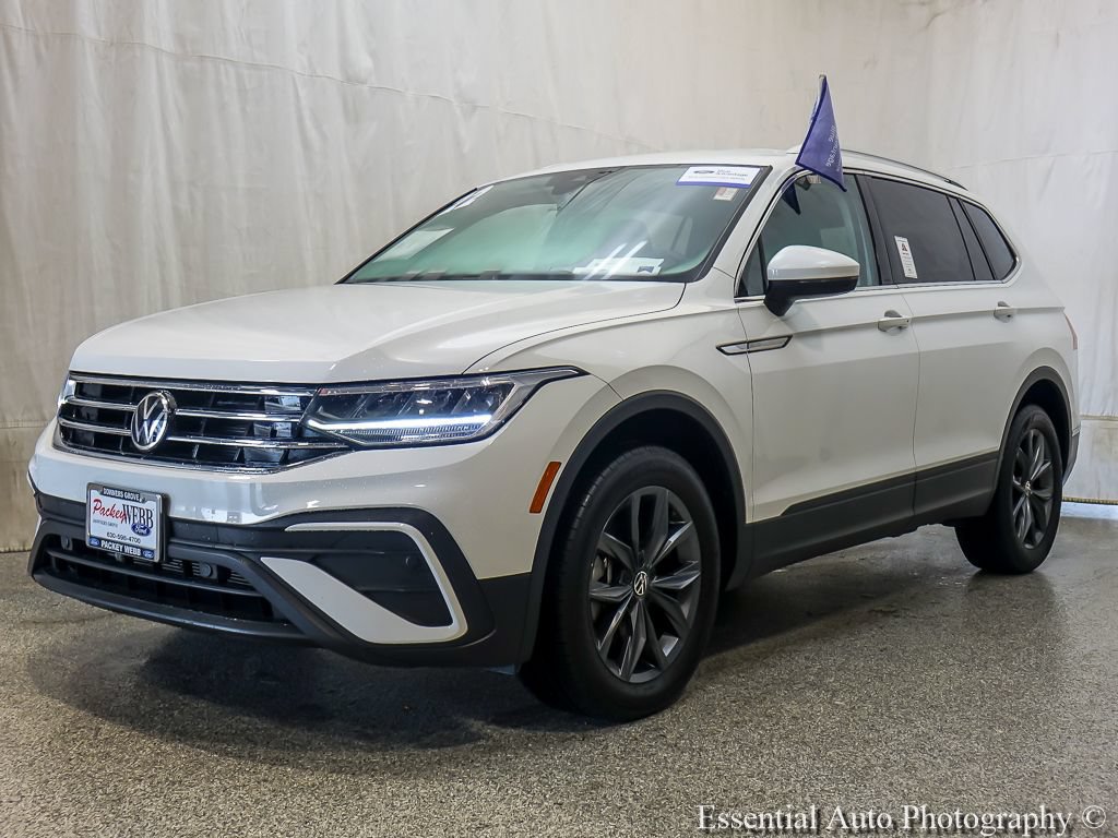 Used 2022 Volkswagen Tiguan SE AWD/4WD image 2
