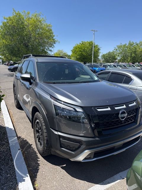 Used 2025 Nissan Pathfinder Rock Creek image 1