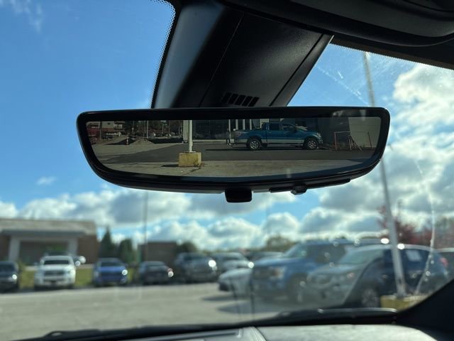 Used 2025 Cadillac XT5 Sportv w/ Technology Package image 18