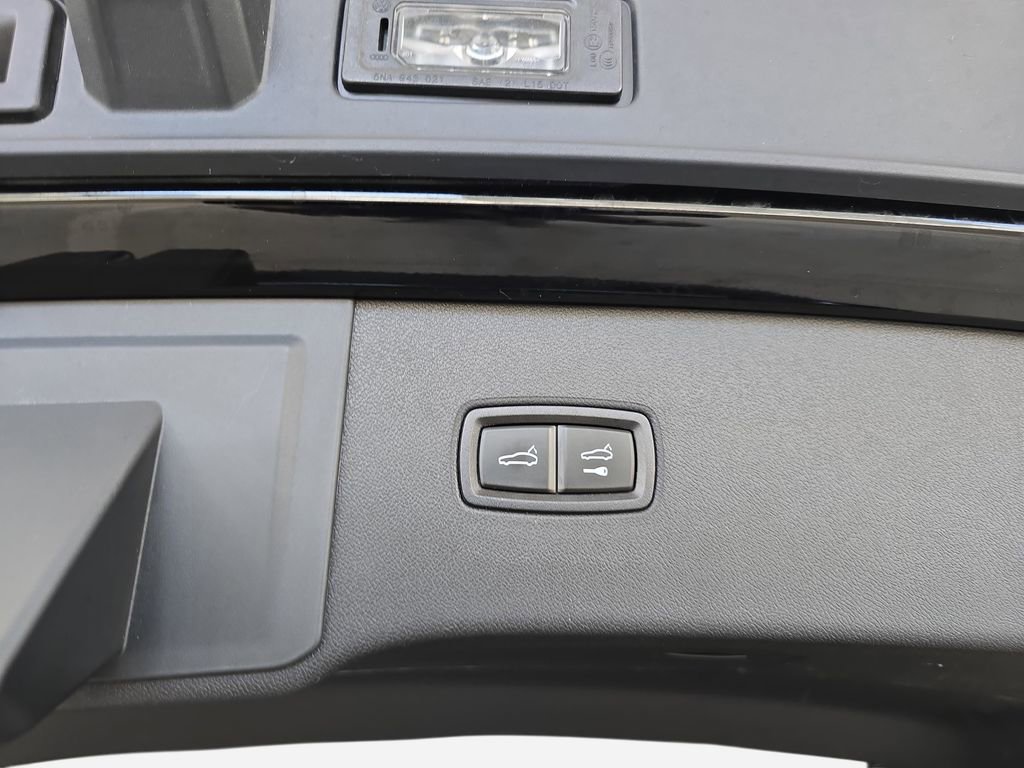 Used 2024 Porsche Cayenne S image 31