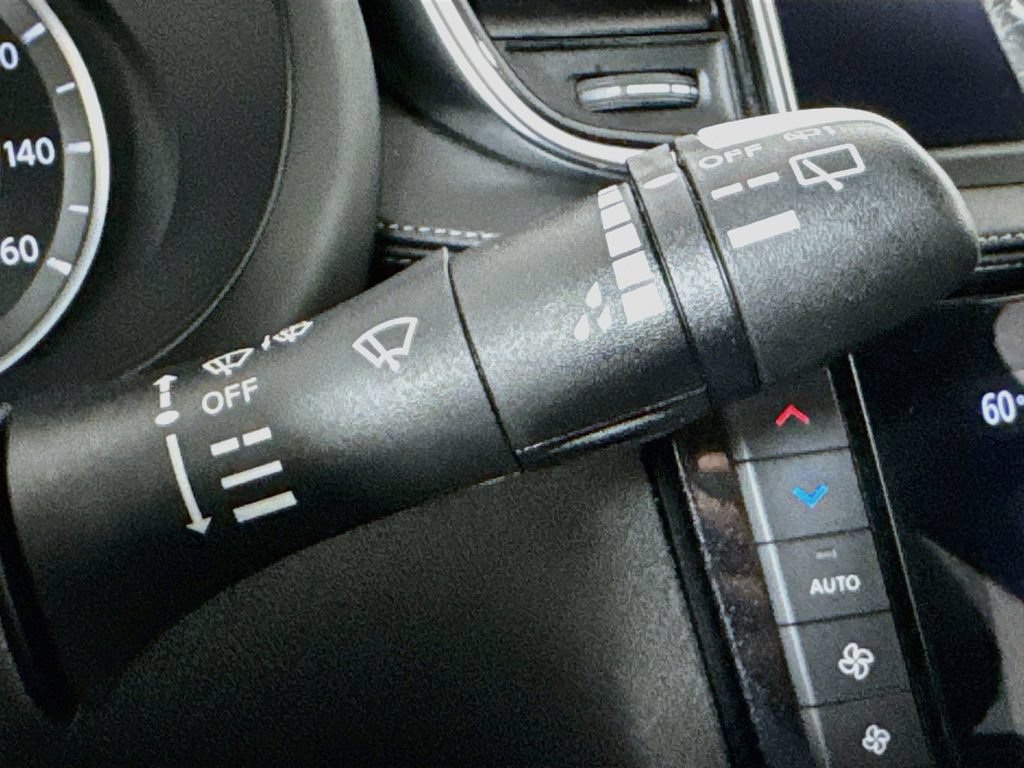 Used 2021 INFINITI QX50 Luxe FWD image 13