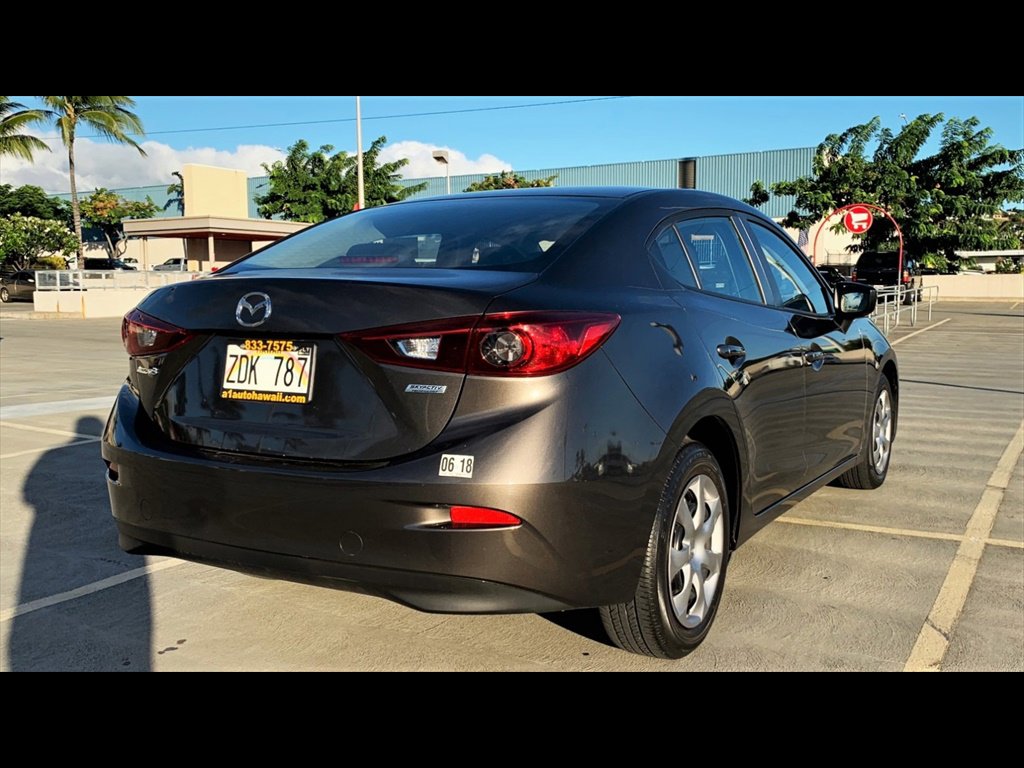 Used 2015 MAZDA MAZDA3 i SV image 5