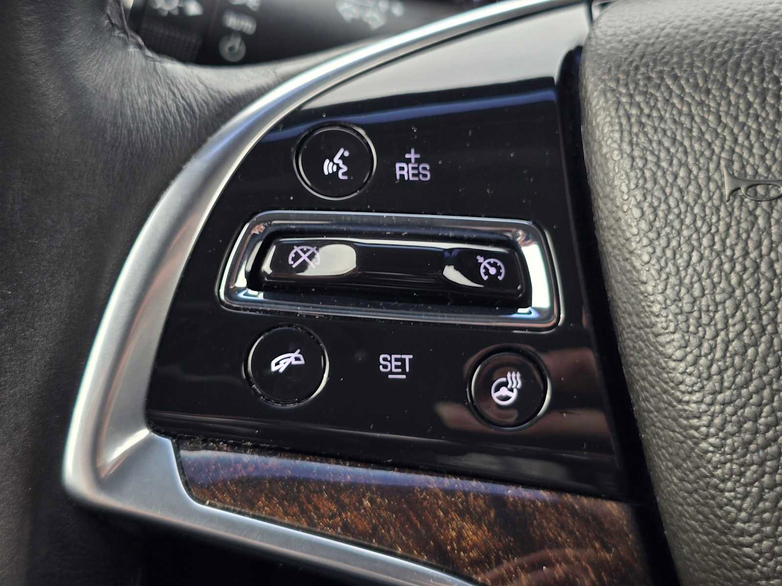 Used 2017 Cadillac XTS Luxury image 32