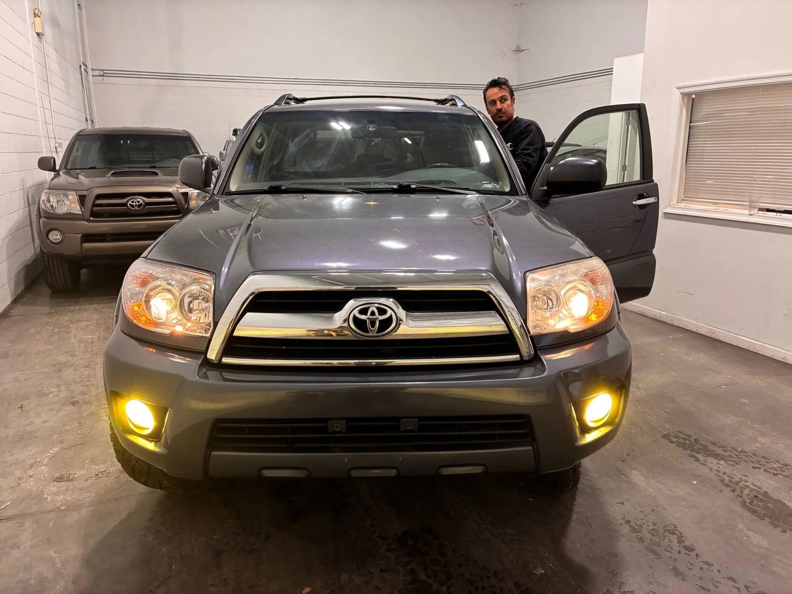 Used 2006 Toyota 4Runner Sport RWD image 12