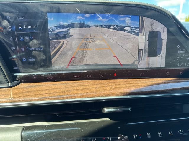 Used 2021 Cadillac Escalade Premium Luxury Platinum w/ Heavy-Duty Trailer Package image 19