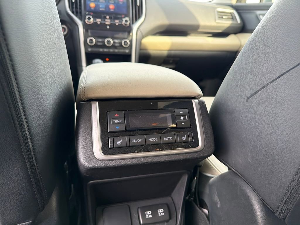 Used 2022 Subaru Ascent Limited image 29