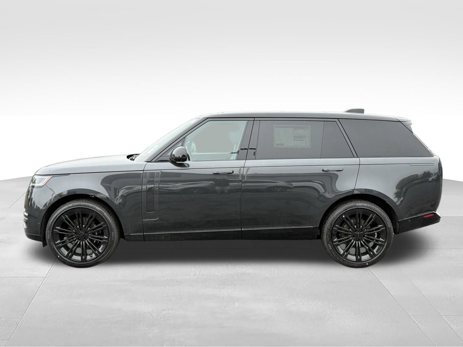New 2026 Land Rover Range Rover Long Wheelbase SE AWD/4WD image 2