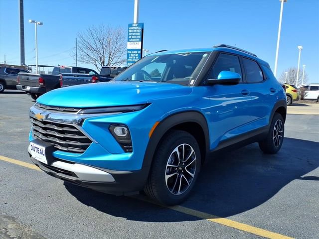 New 2026 Chevrolet TrailBlazer LT AWD/4WD image 3