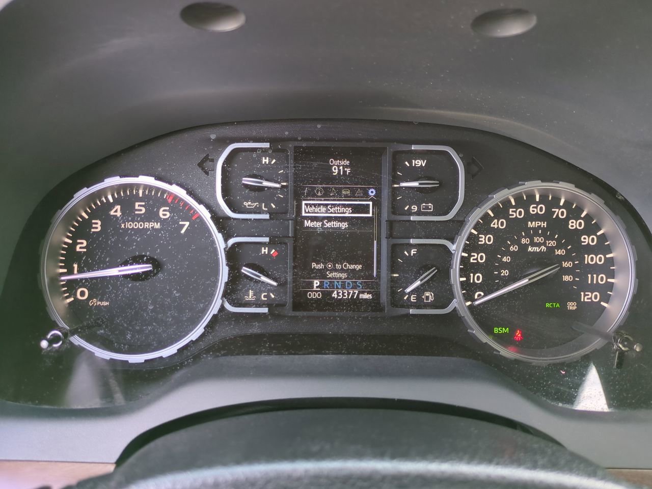 Used 2021 Toyota Tundra Limited image 27