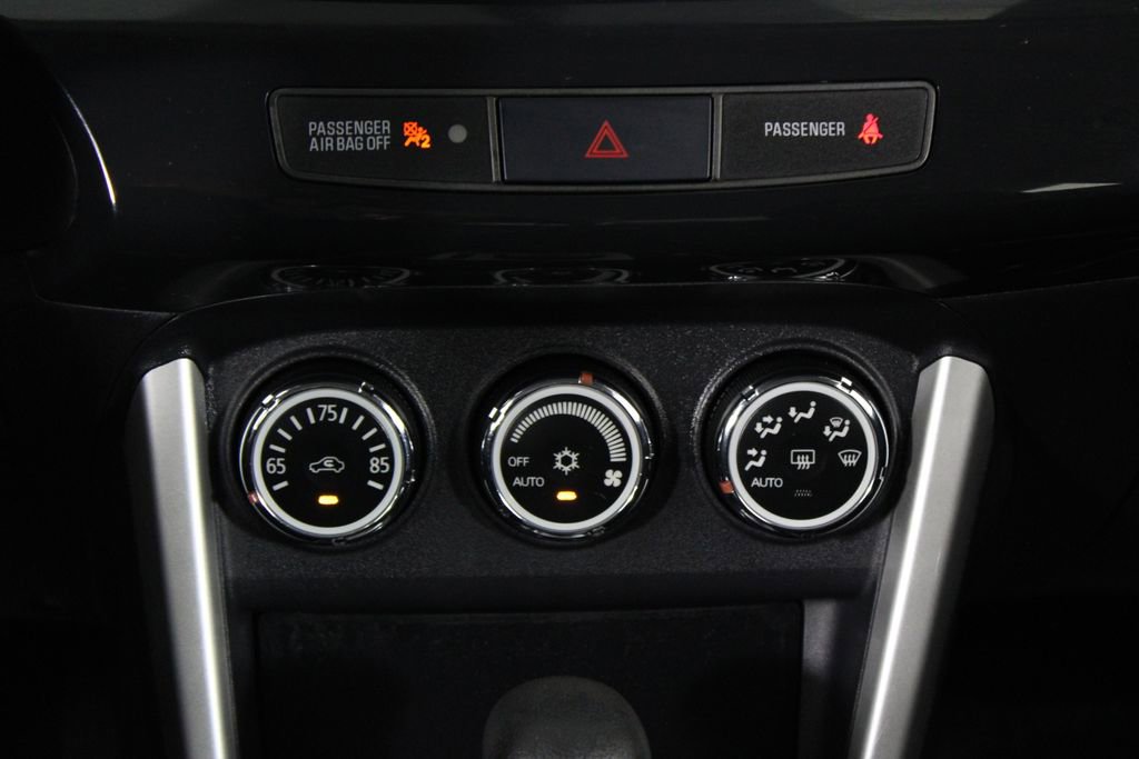 Used 2017 Mitsubishi Lancer ES image 19