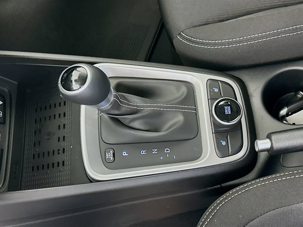 New 2026 Hyundai Venue SEL FWD image 14