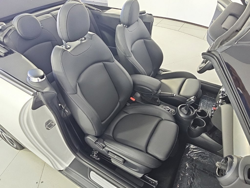 Certified 2024 MINI Cooper S FWD image 22