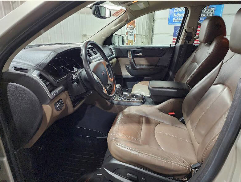 Used 2016 GMC Acadia SLT image 9