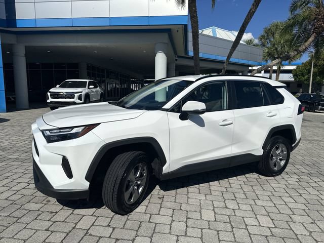 Used 2024 Toyota RAV4 XLE FWD image 17