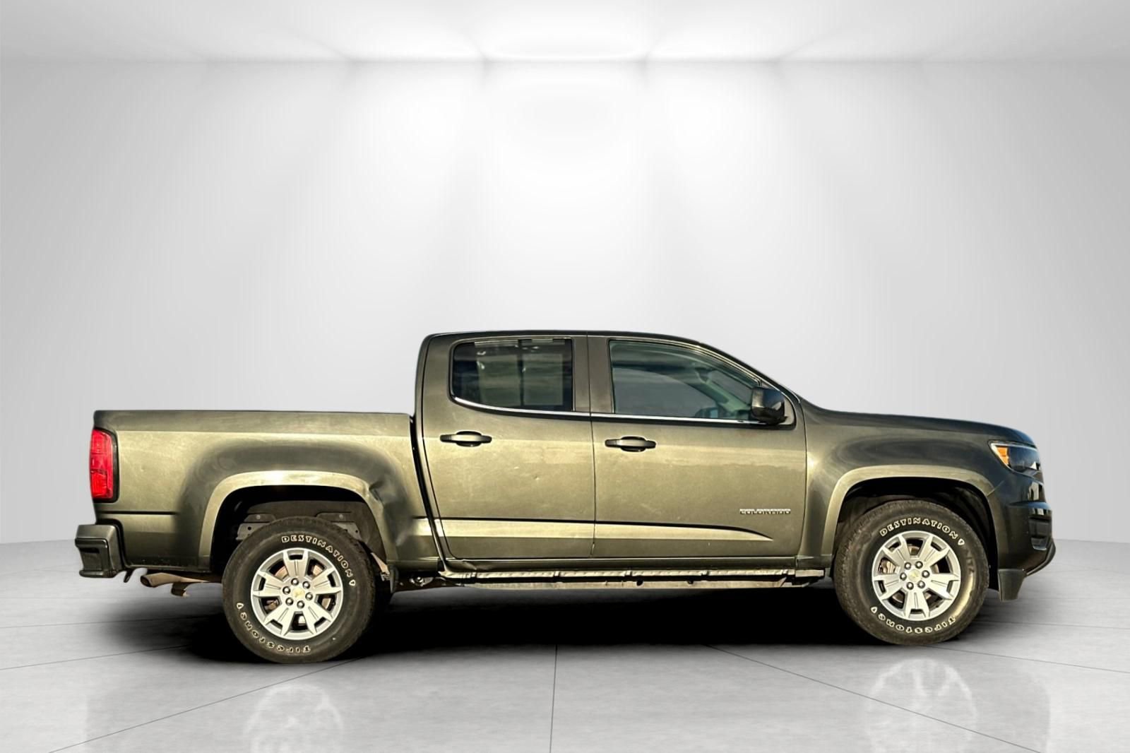 Used 2018 Chevrolet Colorado LT image 2