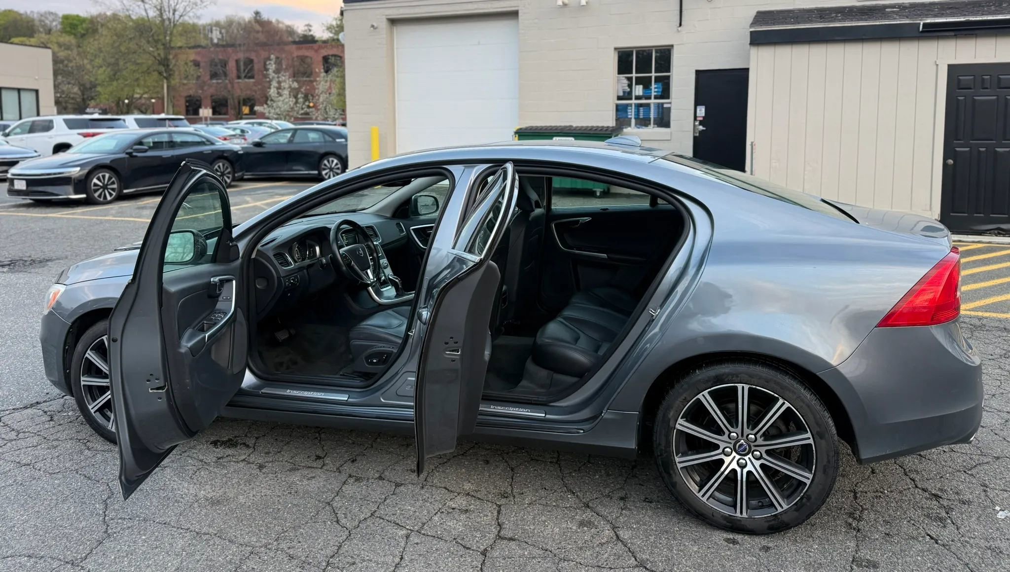 Used 2017 Volvo S60 T5 Inscription FWD image 10