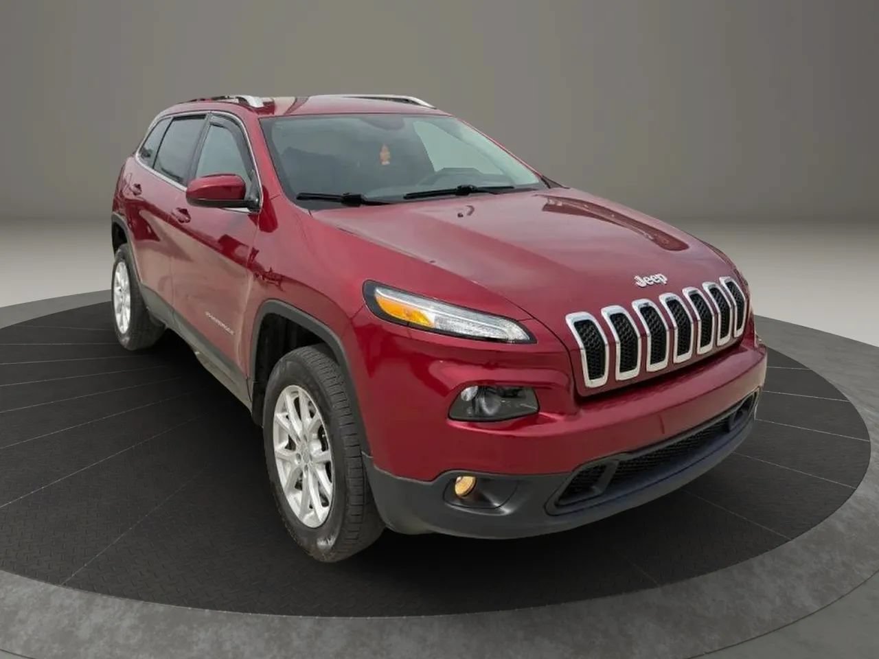 Used 2017 Jeep Cherokee Latitude w/ Cold Weather Group