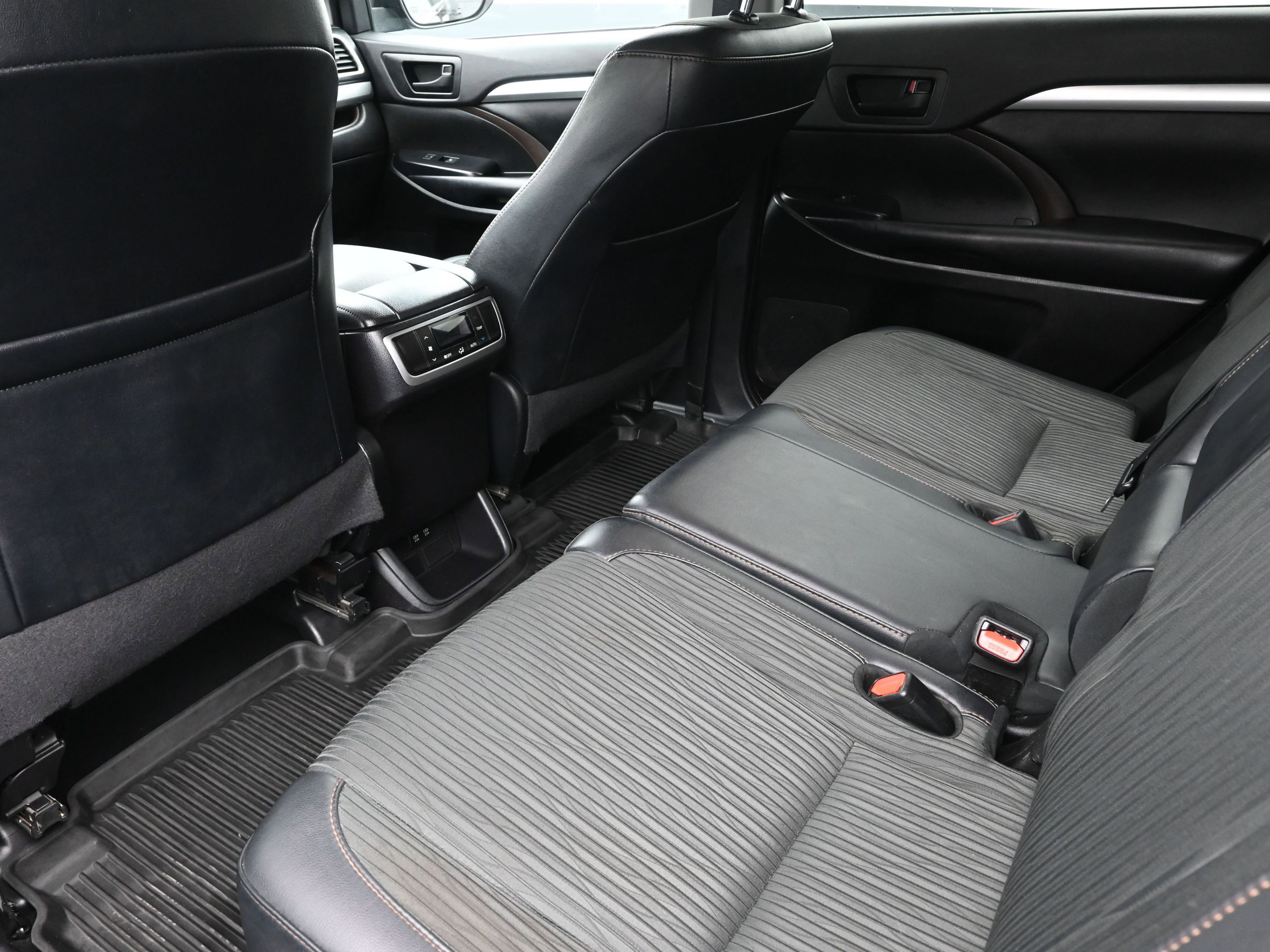 Used 2019 Toyota Highlander Plus image 21