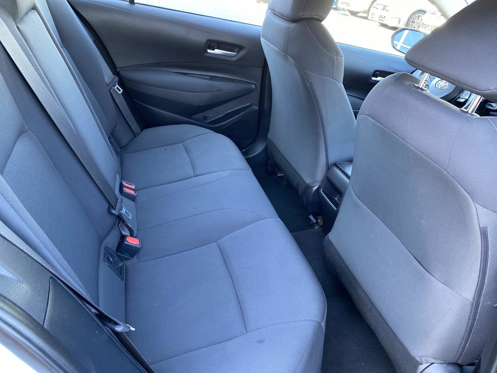 Used 2021 Toyota Corolla LE FWD image 19