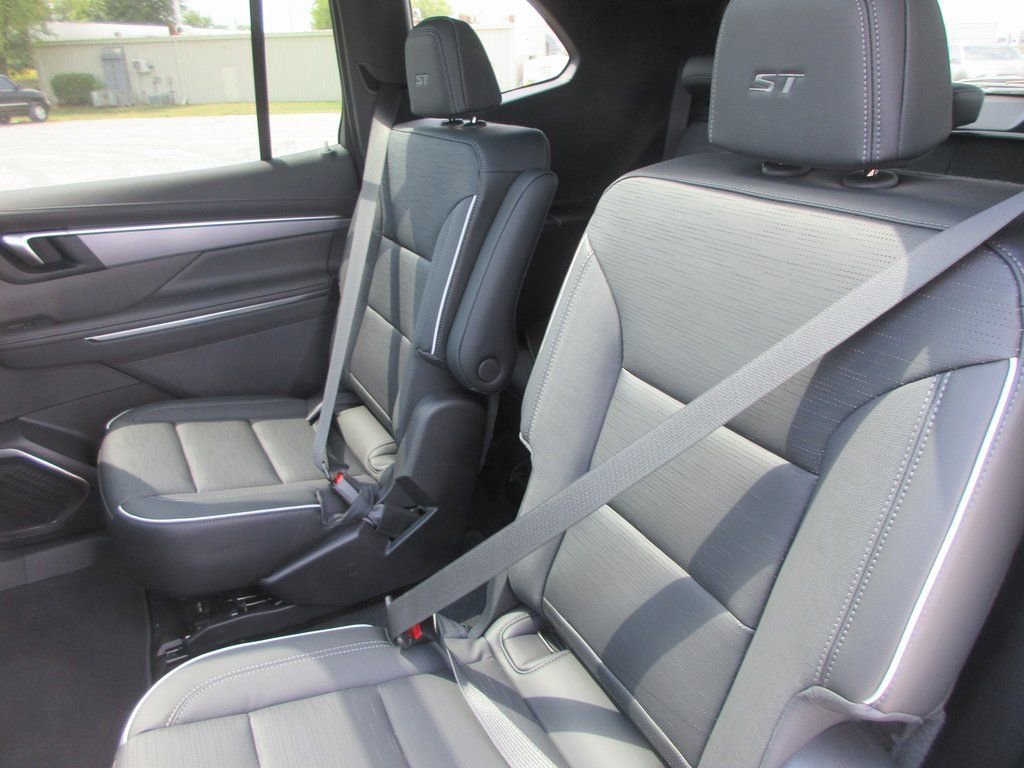 New 2026 Buick Enclave Sport Touring w/ Power Package image 14