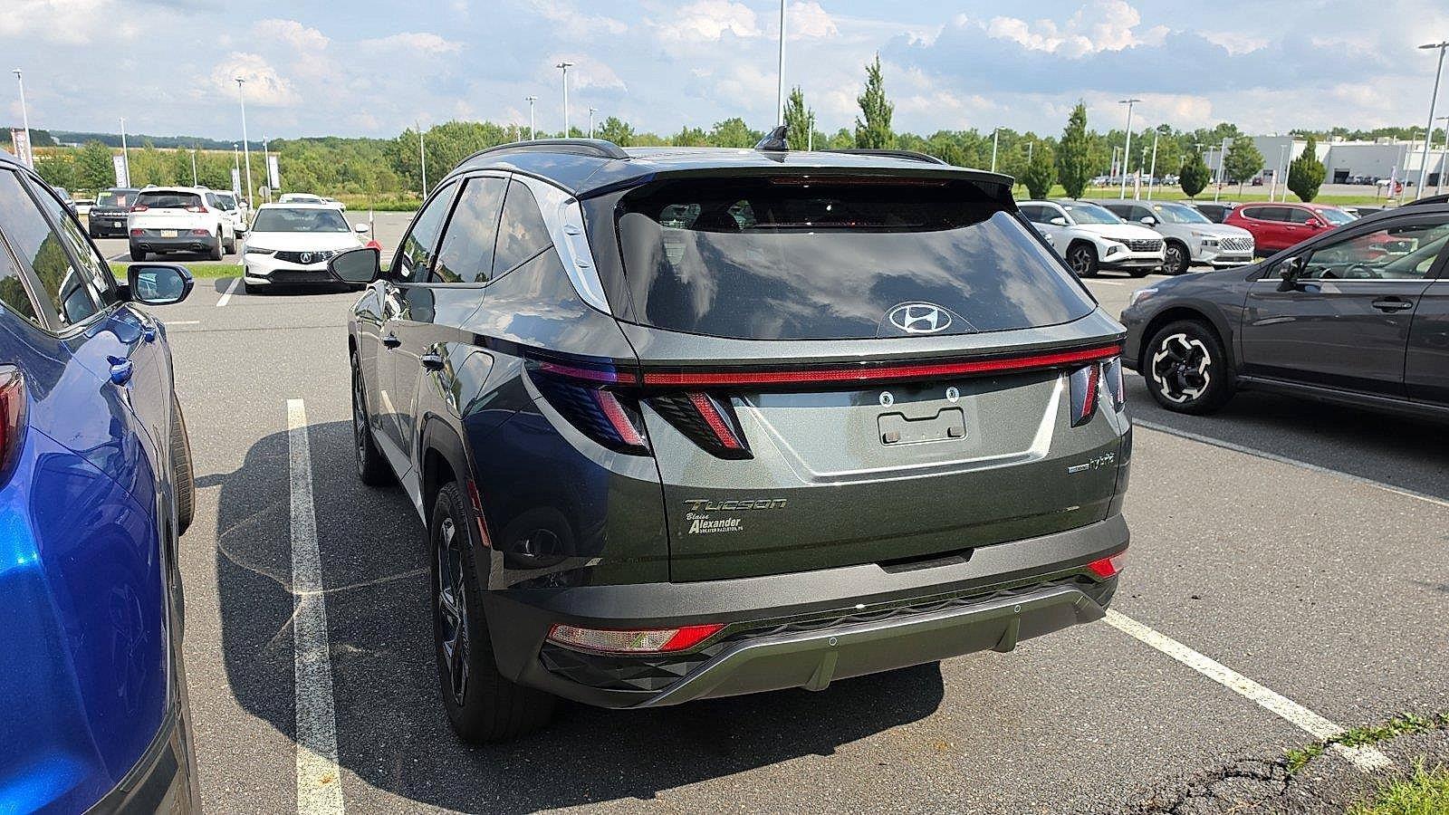 Used 2024 Hyundai Tucson Limited AWD/4WD image 4