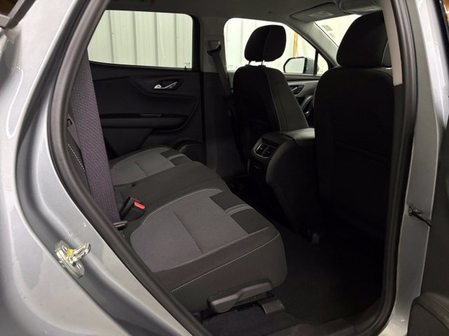Used 2025 Chevrolet Blazer LT FWD image 16