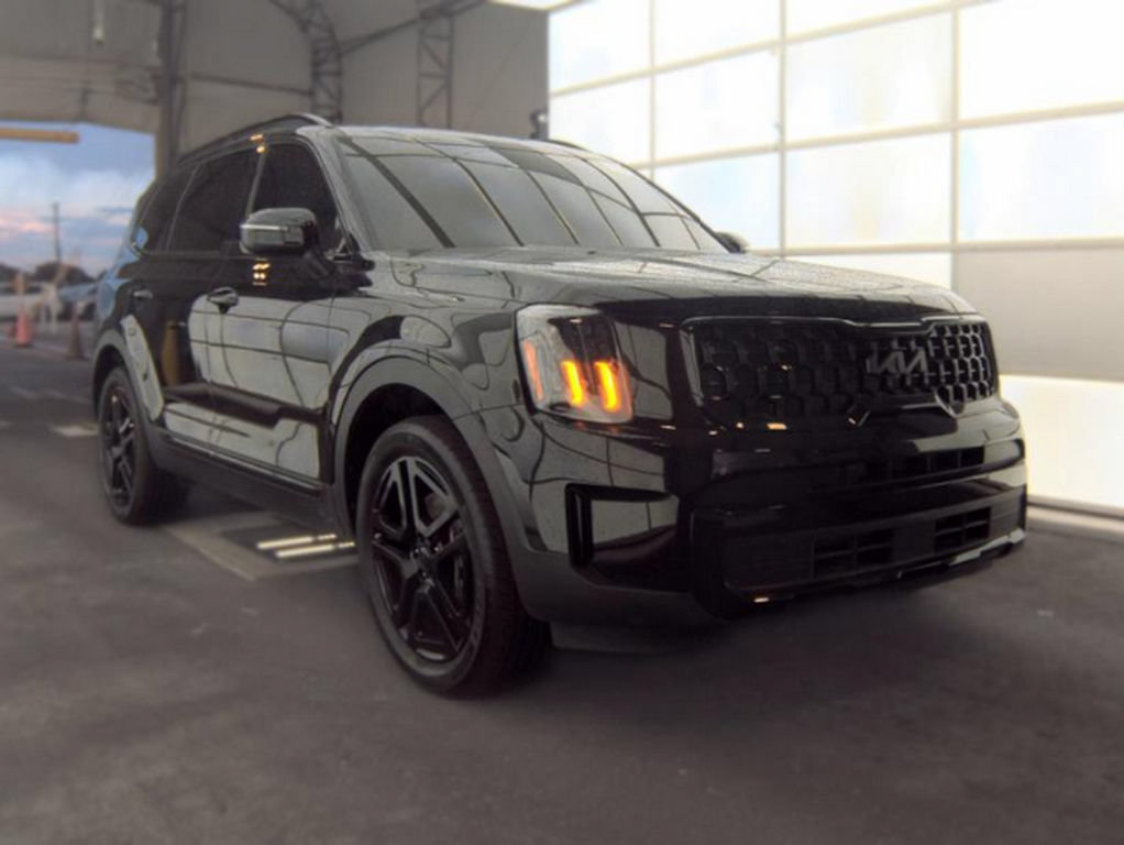 Used 2025 Kia Telluride EX X-Line AWD/4WD image 4