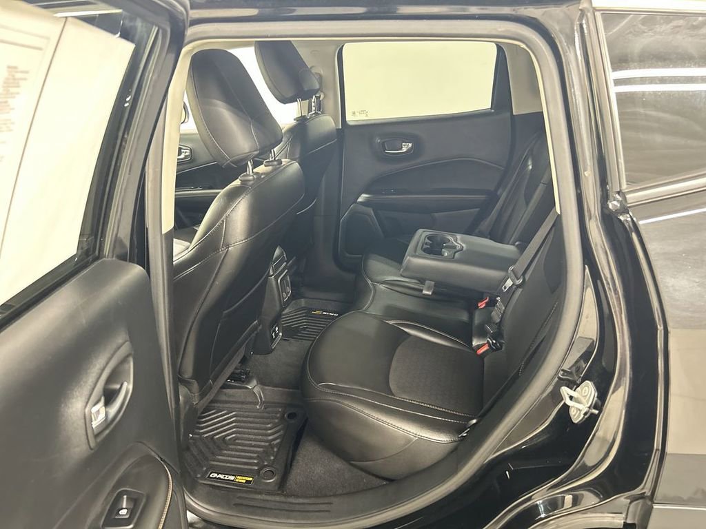 Used 2020 Jeep Compass Latitude w/ Popular Equipment Group AWD/4WD image 19