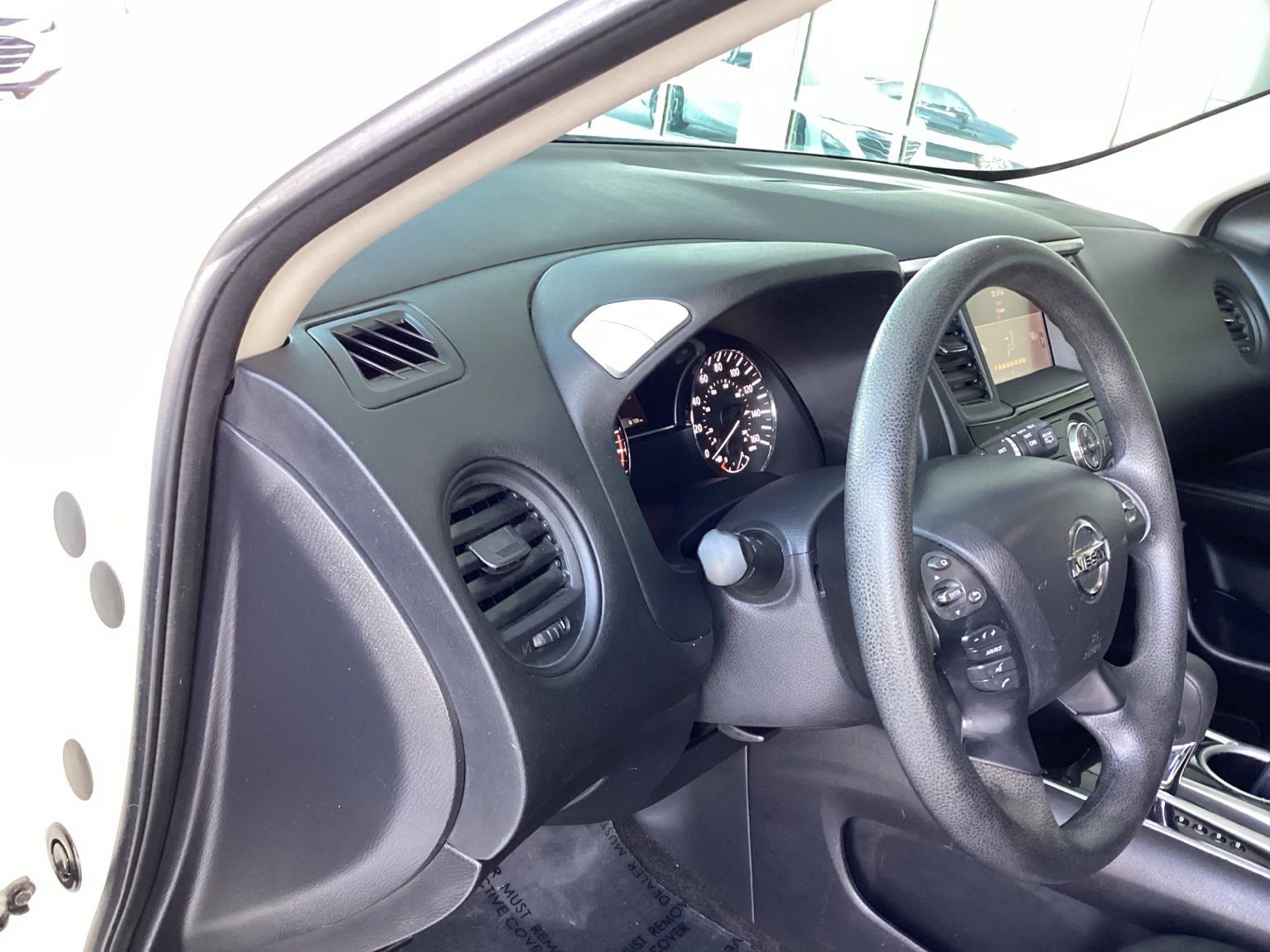 Used 2018 Nissan Pathfinder S image 9