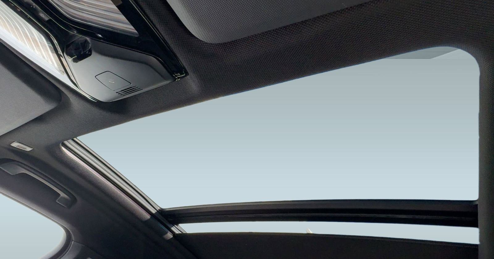 Used 2019 BMW X5 xDrive40i w/ Convenience Package image 16