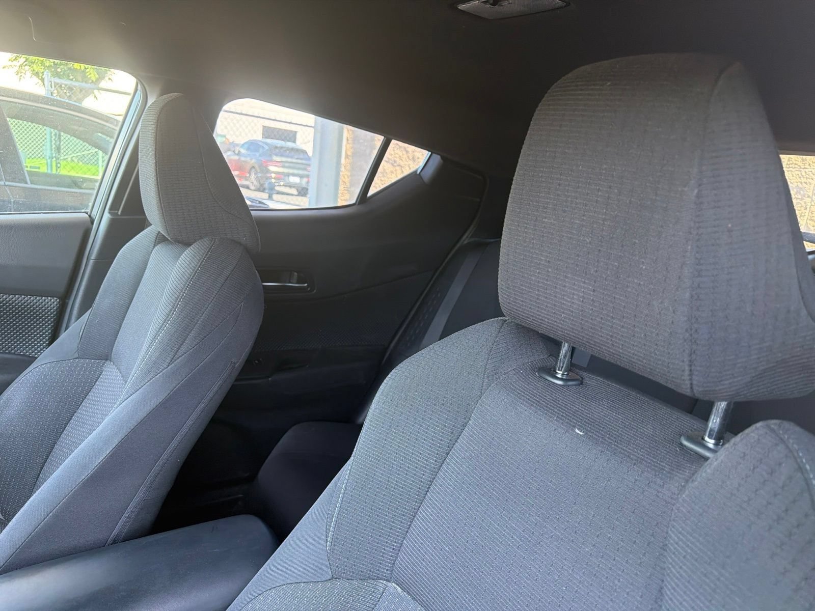 Certified 2018 Toyota C-HR XLE FWD image 10
