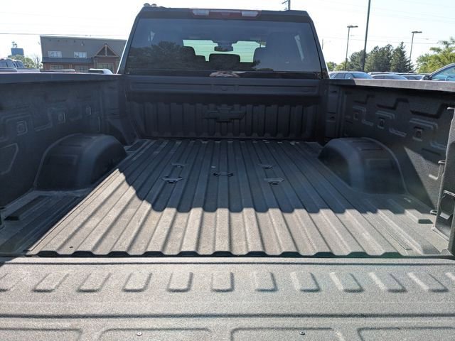 Used 2025 Chevrolet Silverado 2500 LT w/ Trail Boss Package AWD/4WD image 6